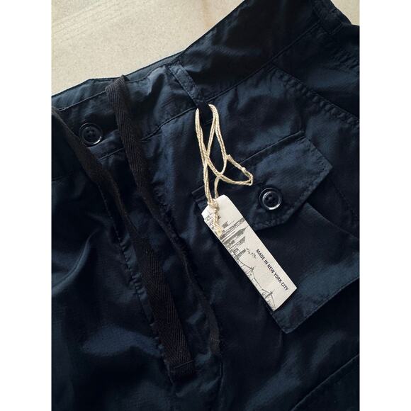 ENGINEERED GARMENTS Navy Drawstring Cargo Shorts - Picture 5 of 8